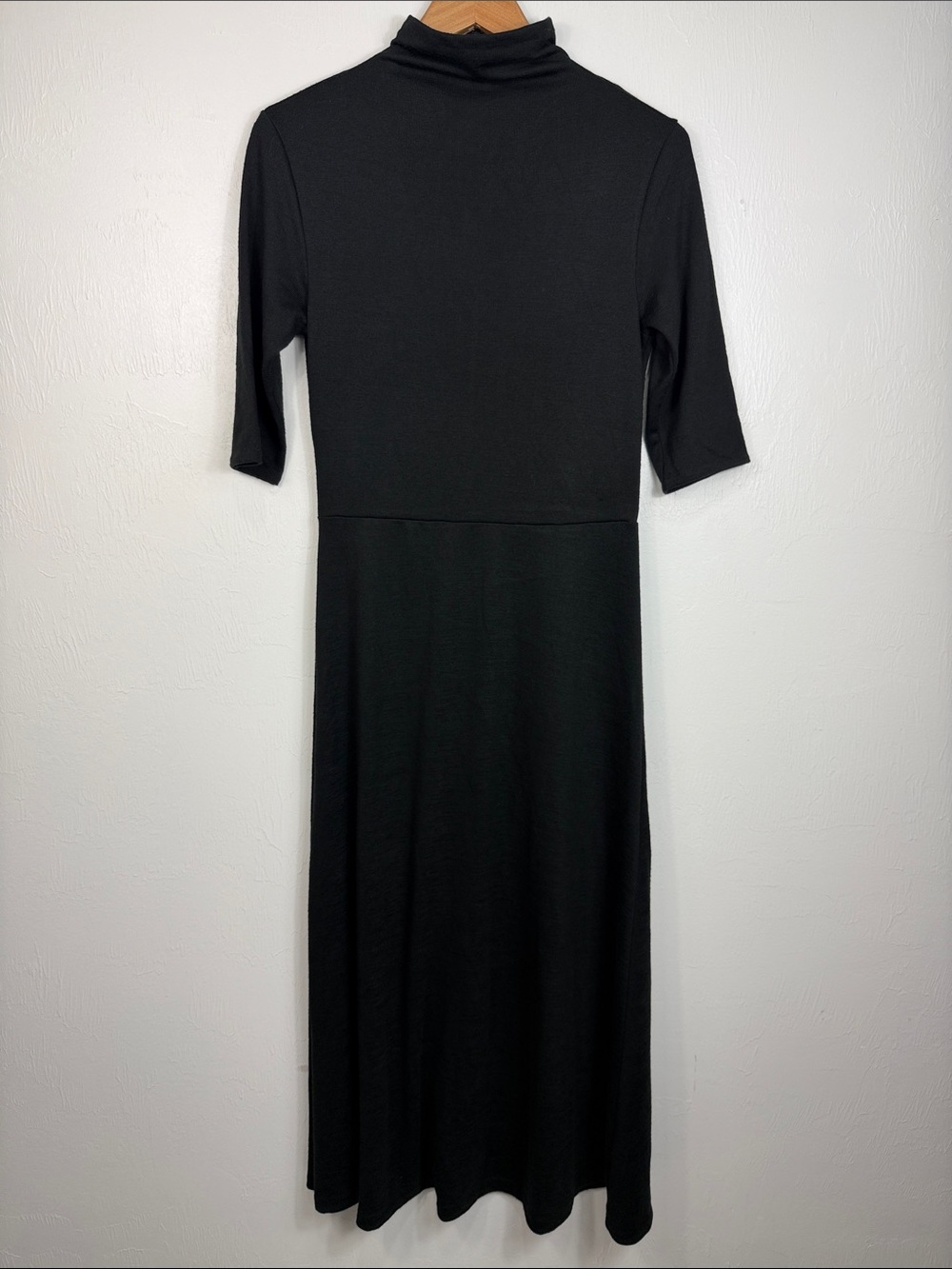 Vince Black Turtleneck Midi Dress Elbow Sleeve Stretch Minimalist Size M - Picture 3 of 10